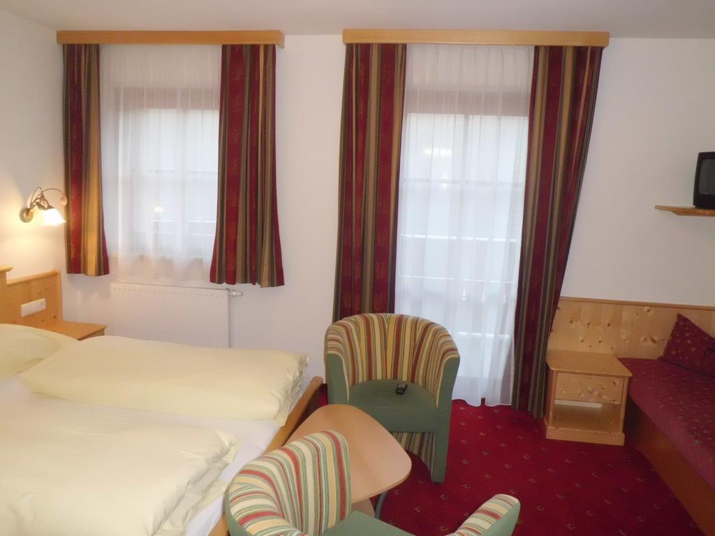 Thurnhof Villa Flachau Room photo