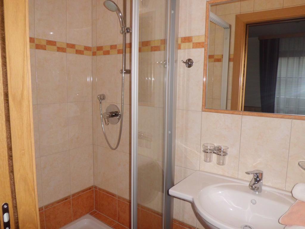 Thurnhof Villa Flachau Room photo